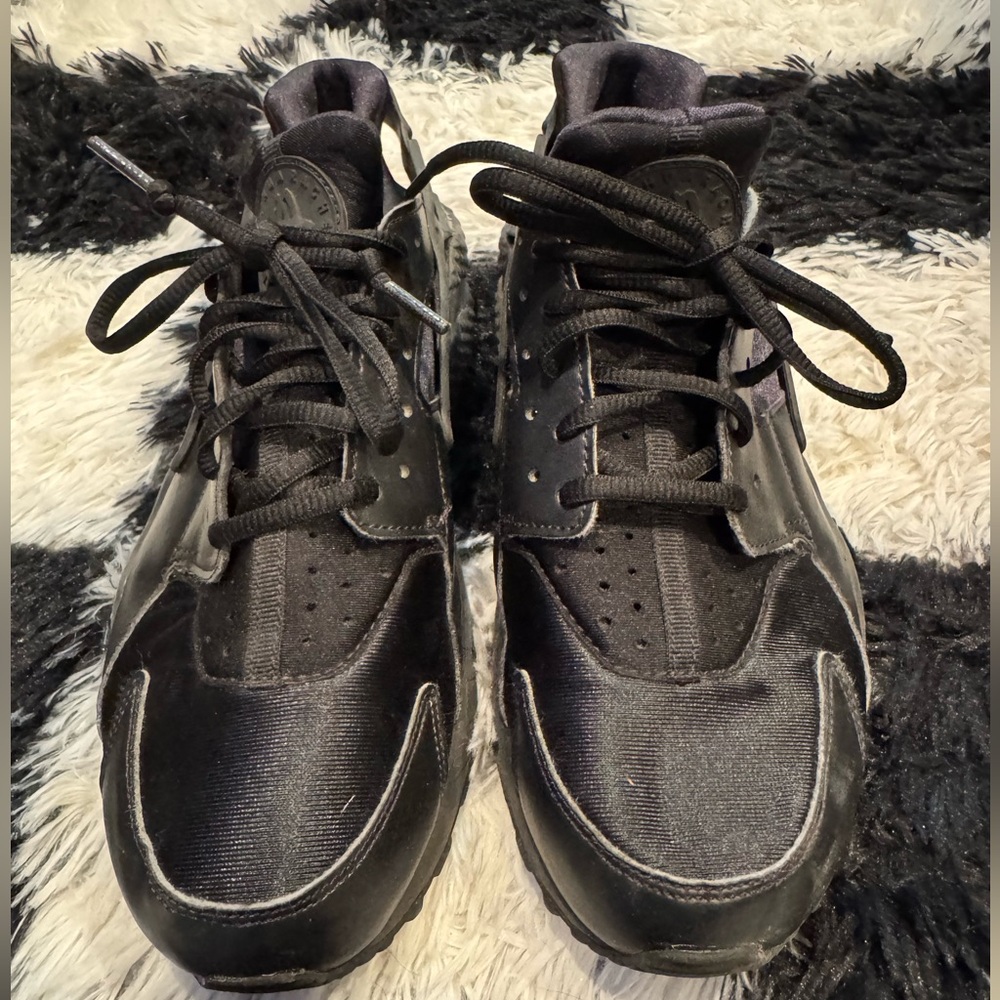 Nike Huarache Sneakers
